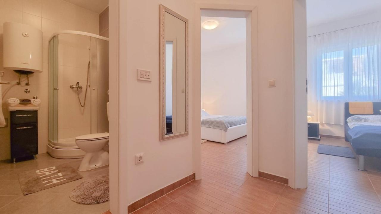 Lea Appartement Novigrad Istria Buitenkant foto