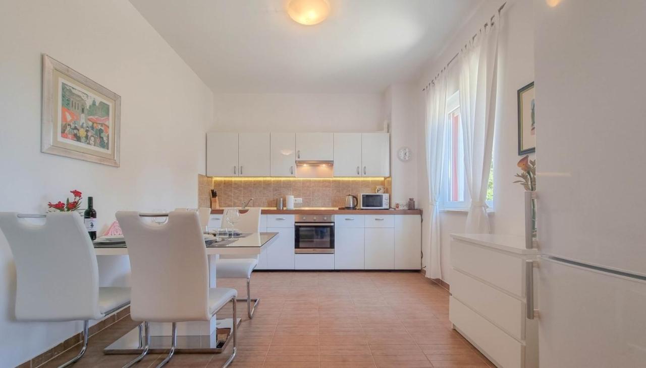Lea Appartement Novigrad Istria Buitenkant foto