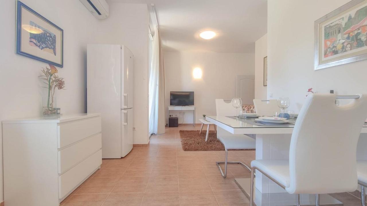 Lea Appartement Novigrad Istria Buitenkant foto