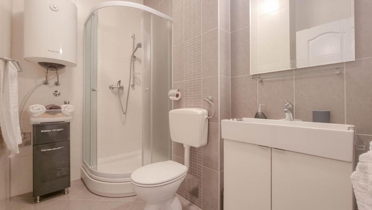 Lea Appartement Novigrad Istria Buitenkant foto